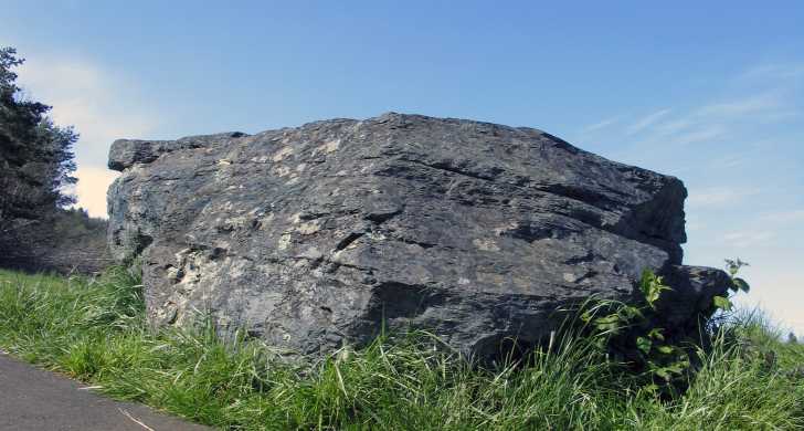 Photo of Erratic Rock State Natural Site